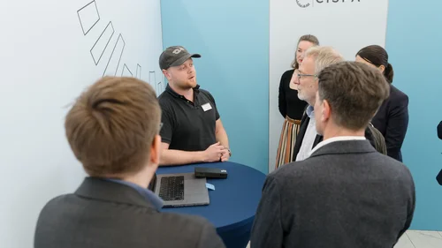 © CISPA/Tobias Ebelshäuser